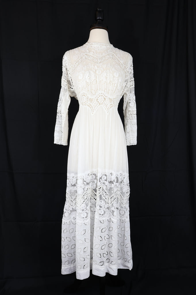 Vintage 1910s White Lace Dress - 32 inch waist