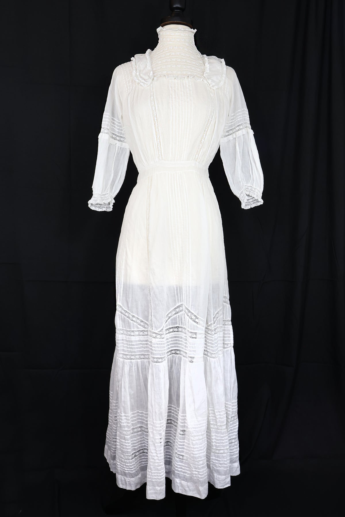 Trashy Diva Vintage | New Orleans' 1900s to Y2K Vintage