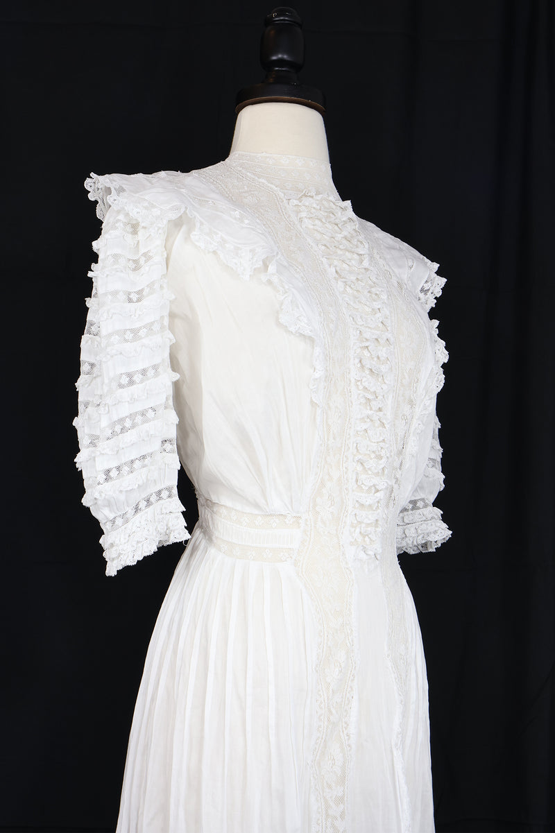 Vintage Antique White Lace Ruffle Sleeve Dress - Sz 0/2