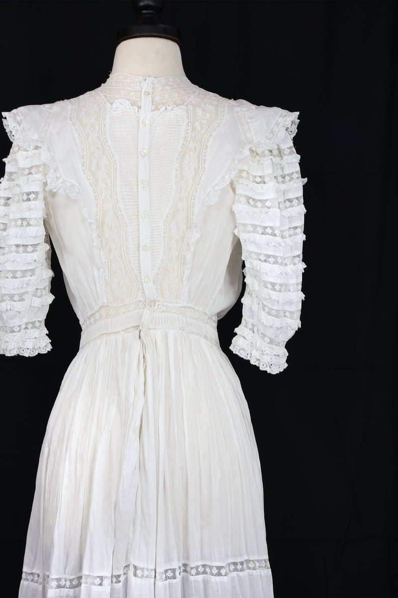 Vintage Antique White Lace Ruffle Sleeve Dress - Sz 0/2