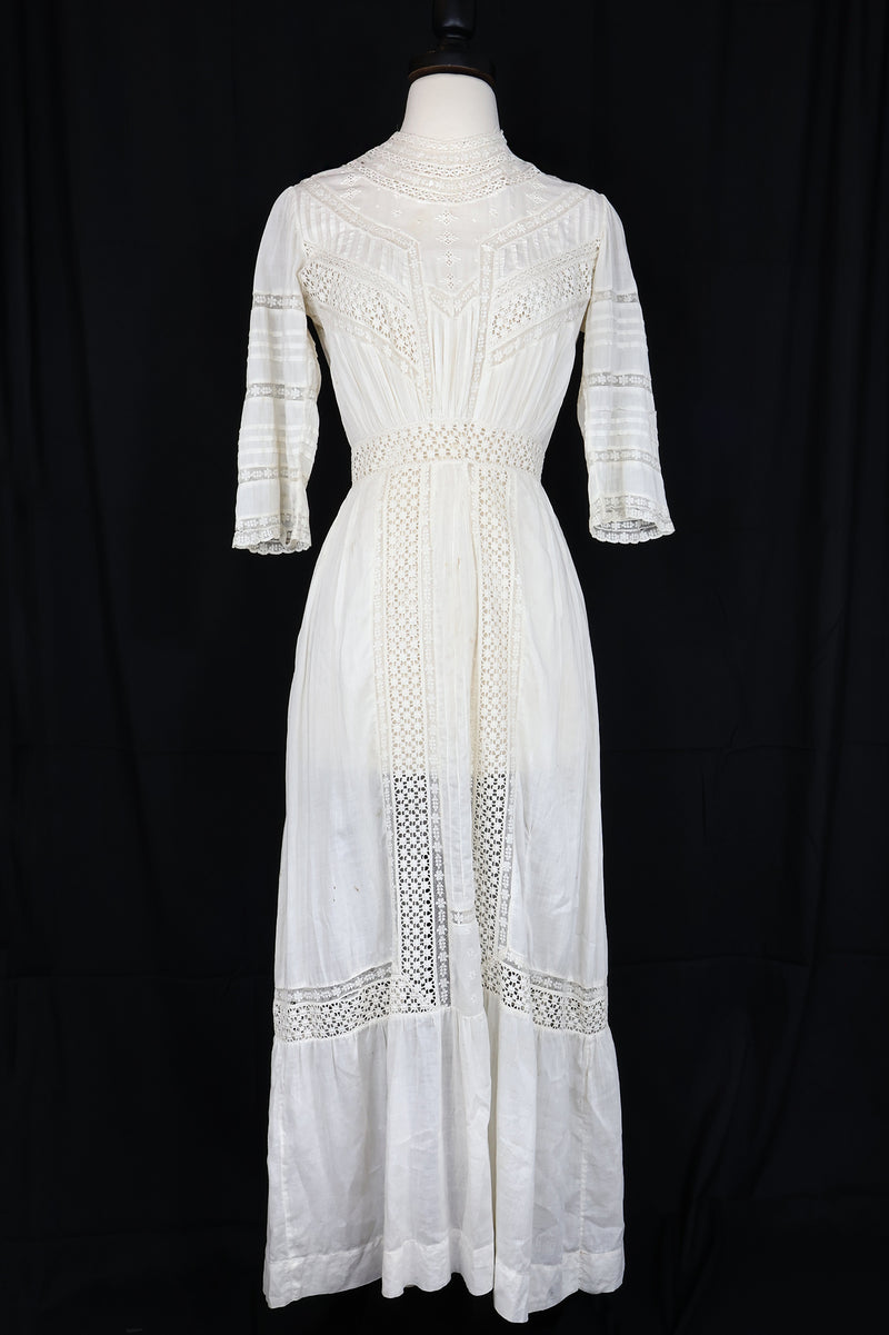 Antique 1910s White Lace Dress - 25 inch Waist Antique 1910s White Lace Dress - 25 inch Waist