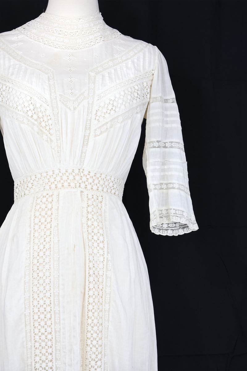 Antique 1910s White Lace Dress - 25 inch Waist