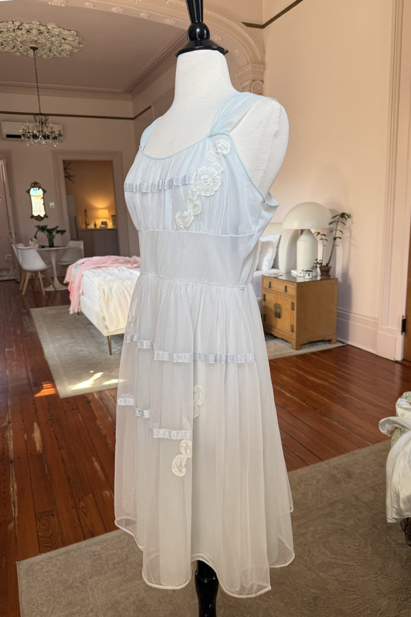 Vintage 1950s Soft Blue Nylon & Lace Gown - Size Large