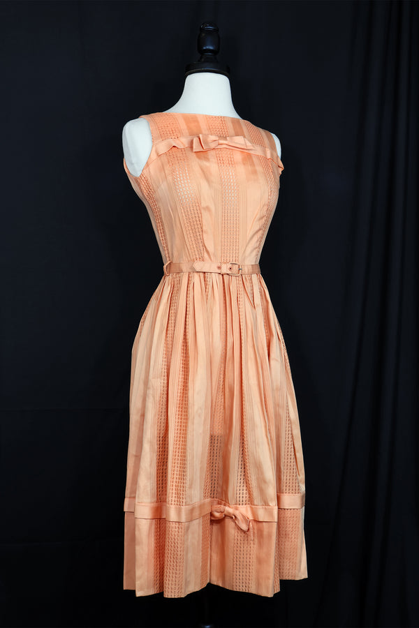 Vintage 1950s/1960s NEW OLD STOCK! Peach Dress - 24in Waist